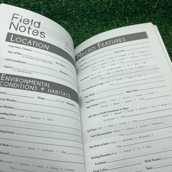 Notes from the Leading Edge: A Mushroom Hunters Field Journal, New - Picture 4 of 4